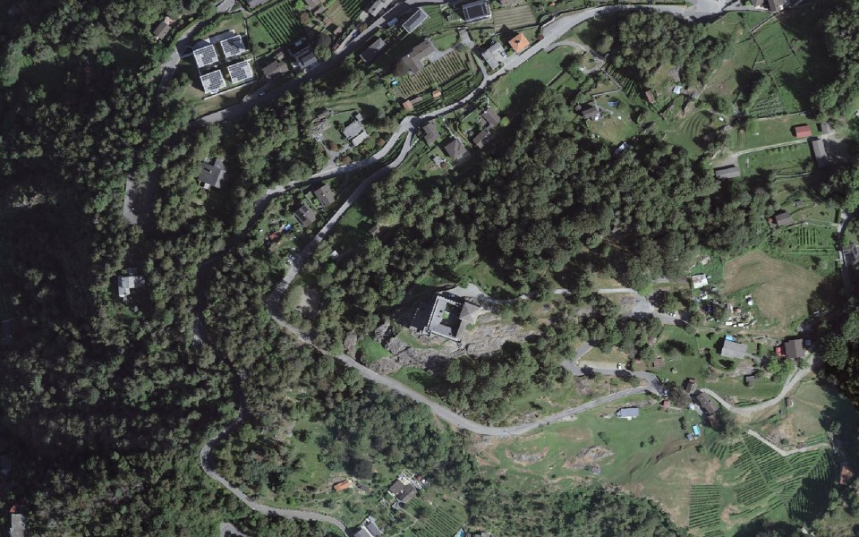 Luftbild mit Messpunkt: Castello di Sasso Corbaro