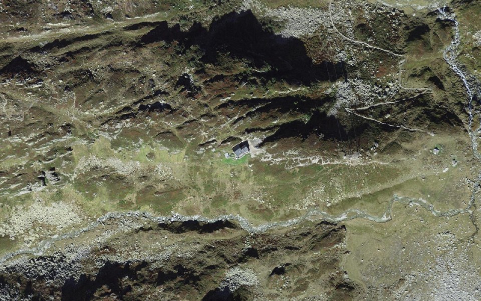 Luftbild mit Messpunkt: Etzlihütte