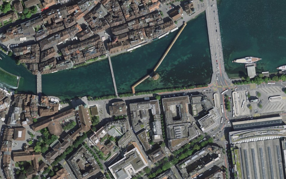 Luftbild mit Messpunkt: Kapellbrücke