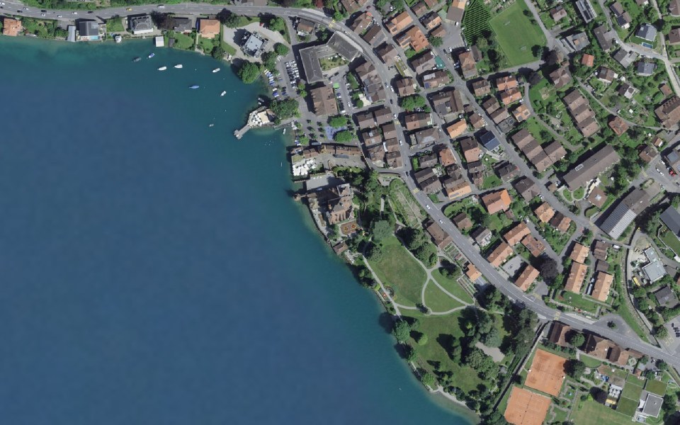 Luftbild mit Messpunkt: Schloss Oberhofen